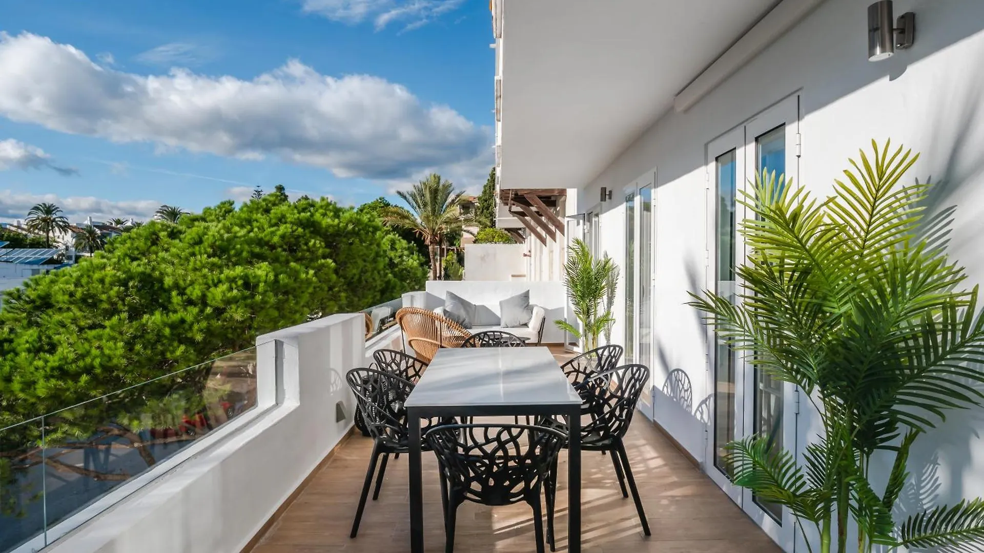 3 Bdrm Stylish Apt W Pool In Puerto Banus Marbella 0*,  Spain