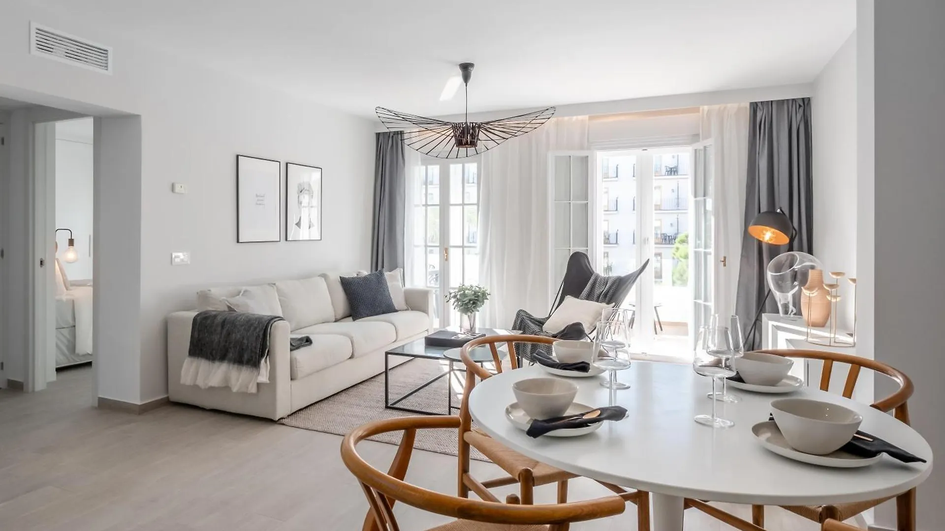 Apartmán 3 Bdrm Stylish Apt W Pool In Puerto Banus Marbella